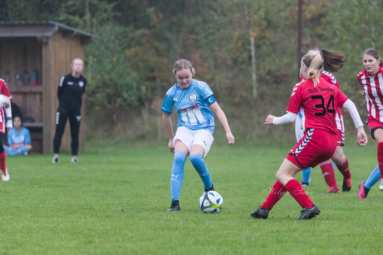 Bild 104 - wBJ TuS Tensfeld - SV Fortuna St. Juergen